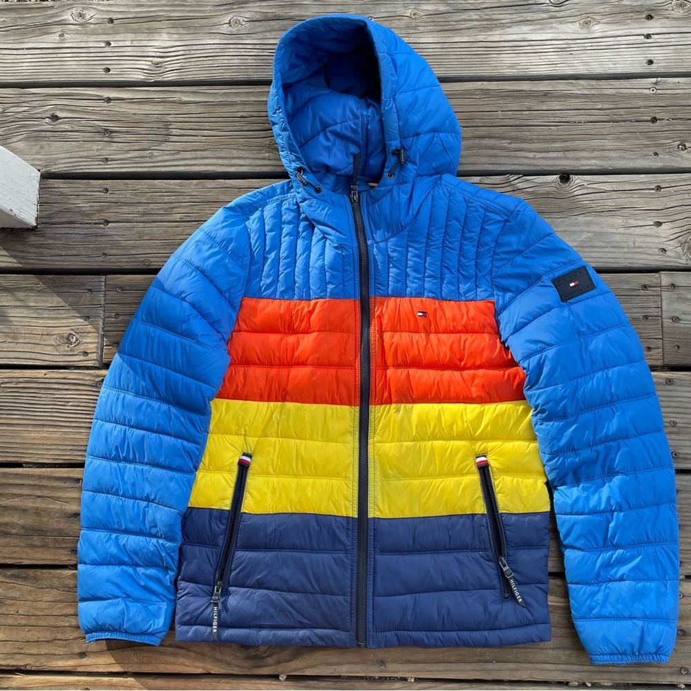 Tommy Hilfiger Men's S Water Resistant Hooded Puffer jacket blue, orange, yellow
